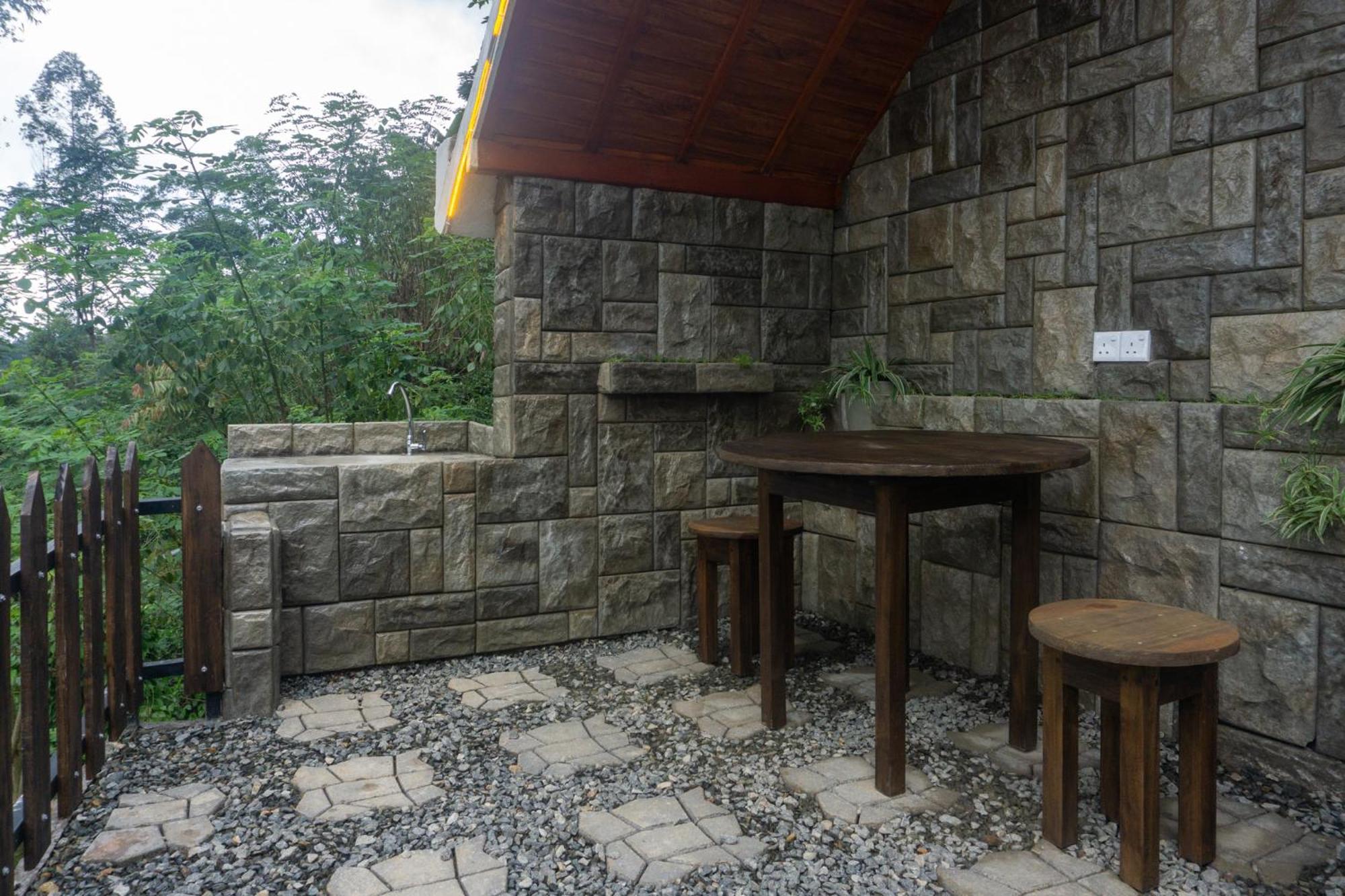 エッラ Hobbit Hole Hideaway Bed & Breakfast エクステリア 写真